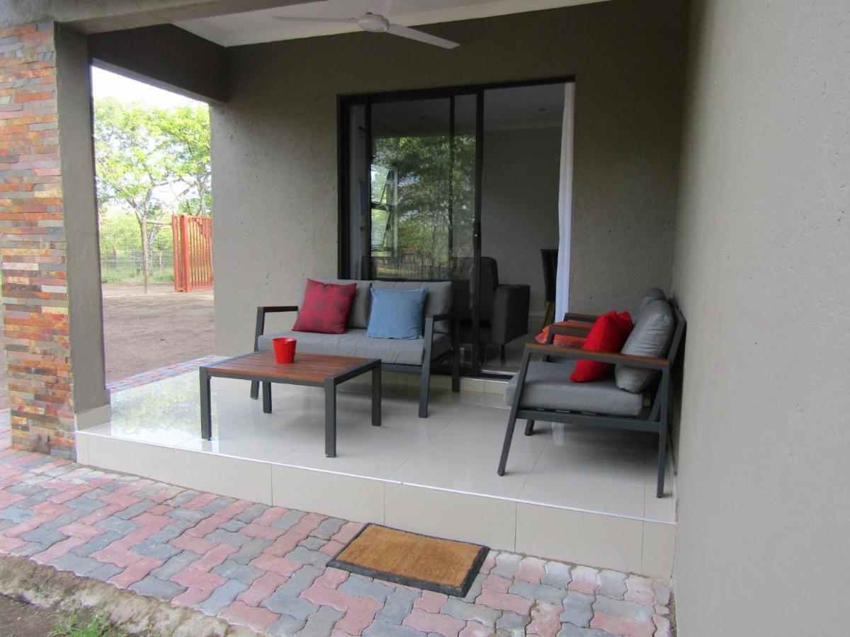 Pafuri Gate Guesthouse Mabiligwe Ngoại thất bức ảnh